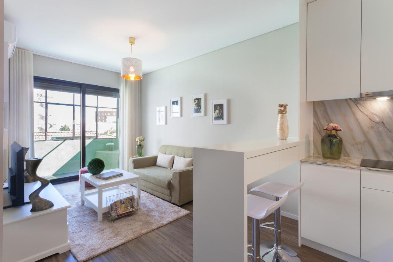 Urban Views - Ml Inspired By Torre Dos Clerigos Apartment Porto Exterior photo